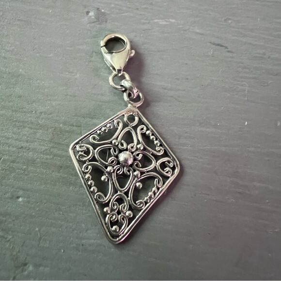 Suarti 925 Sterling Silver Charm for Bracelet or Necklace NEW - Picture 2 of 5